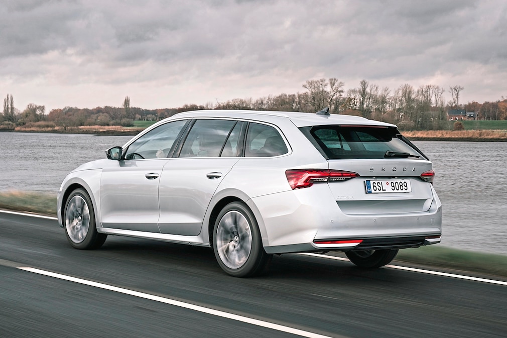 Skoda Octavia Combi 2.0 TDI DSG