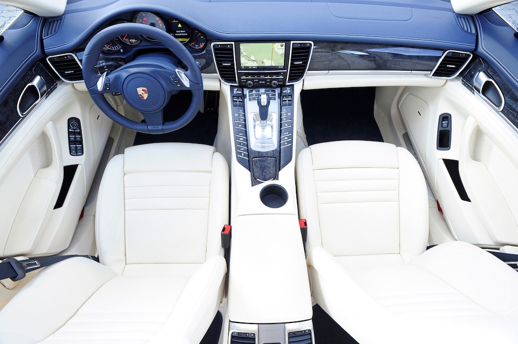 Innenraum vom Porsche Panamera 4S