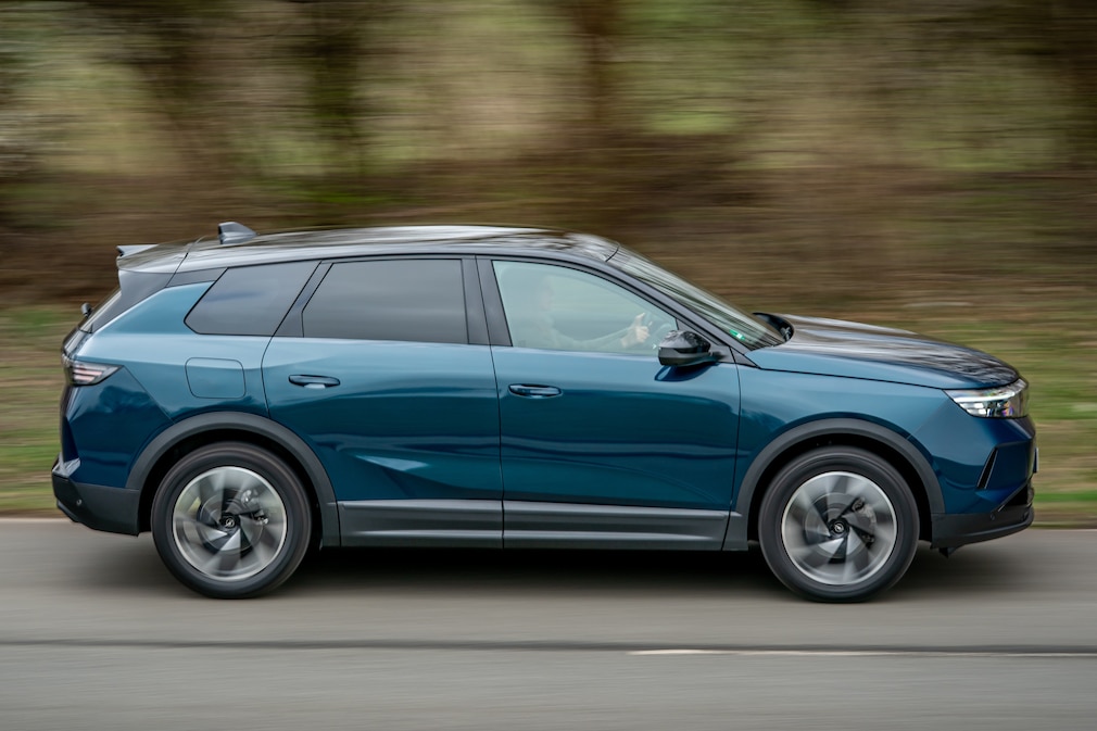 Opel Grandland Hybrid