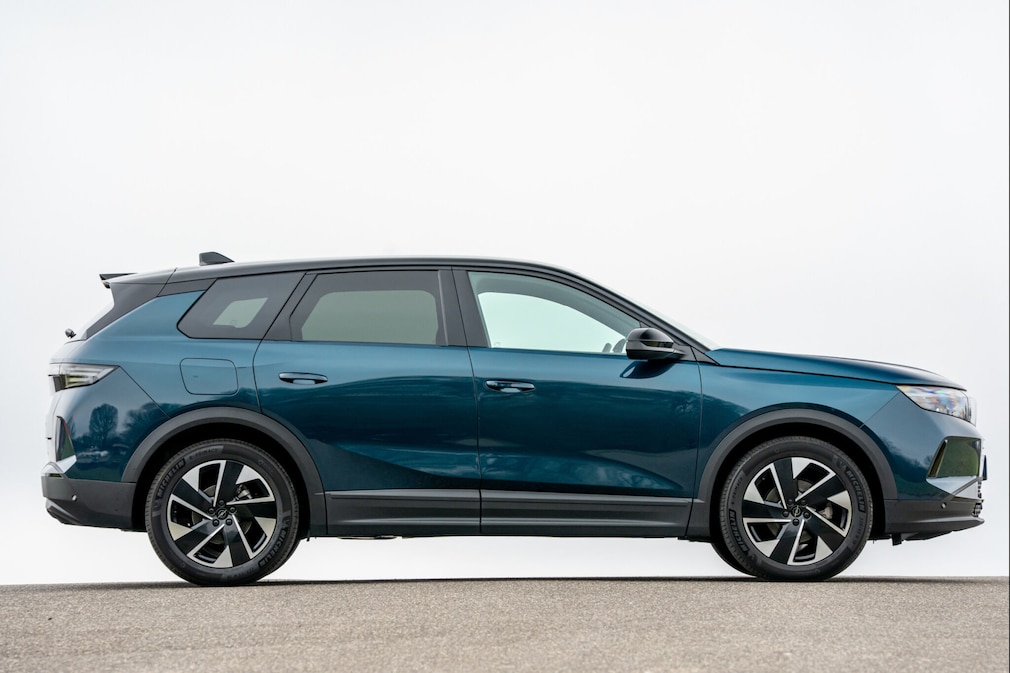 Opel Grandland Hybrid