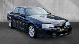 Seltener Lotus Omega kostet ein kleines Vermögen