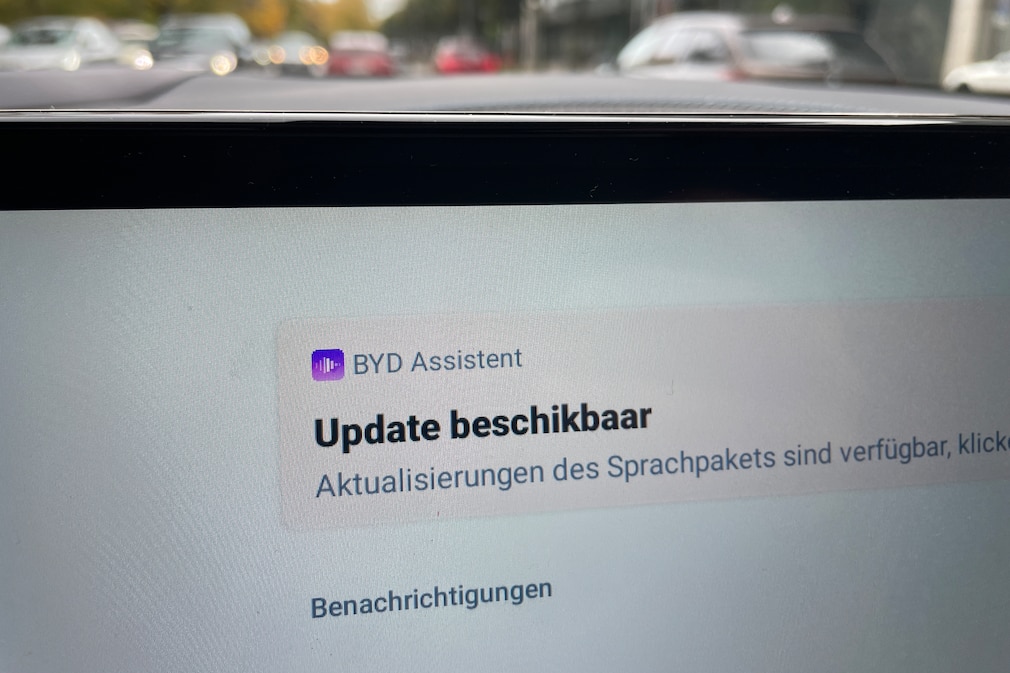 Die Funktion "Update verfügbar" im Display vom BYD Seal