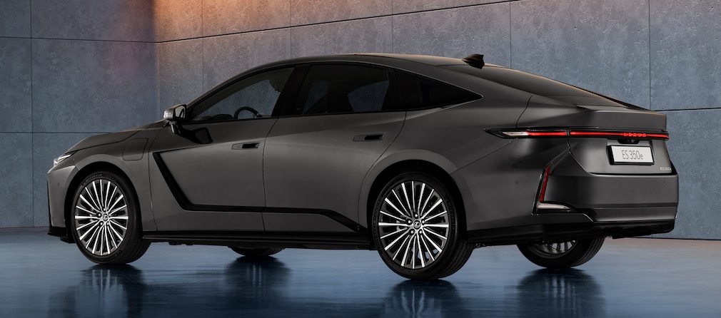 Lexus ES !! Sperrfrist 21. Mai, 08:00 Uhr !!