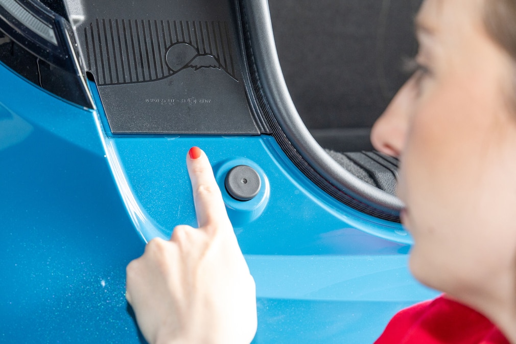 Der Mount Fuji eingeprägt neben der linken Rückleuchte