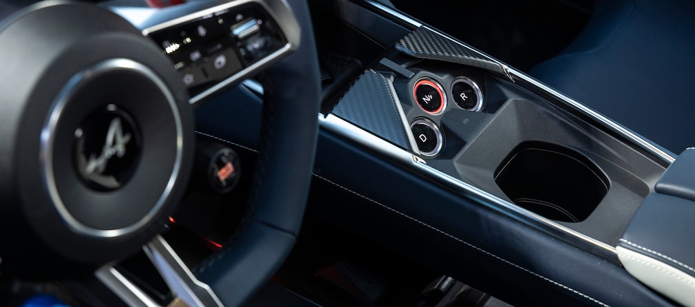 Alpine A390 !! Sperrfrist 27. Mai, 17:30 Uhr !!