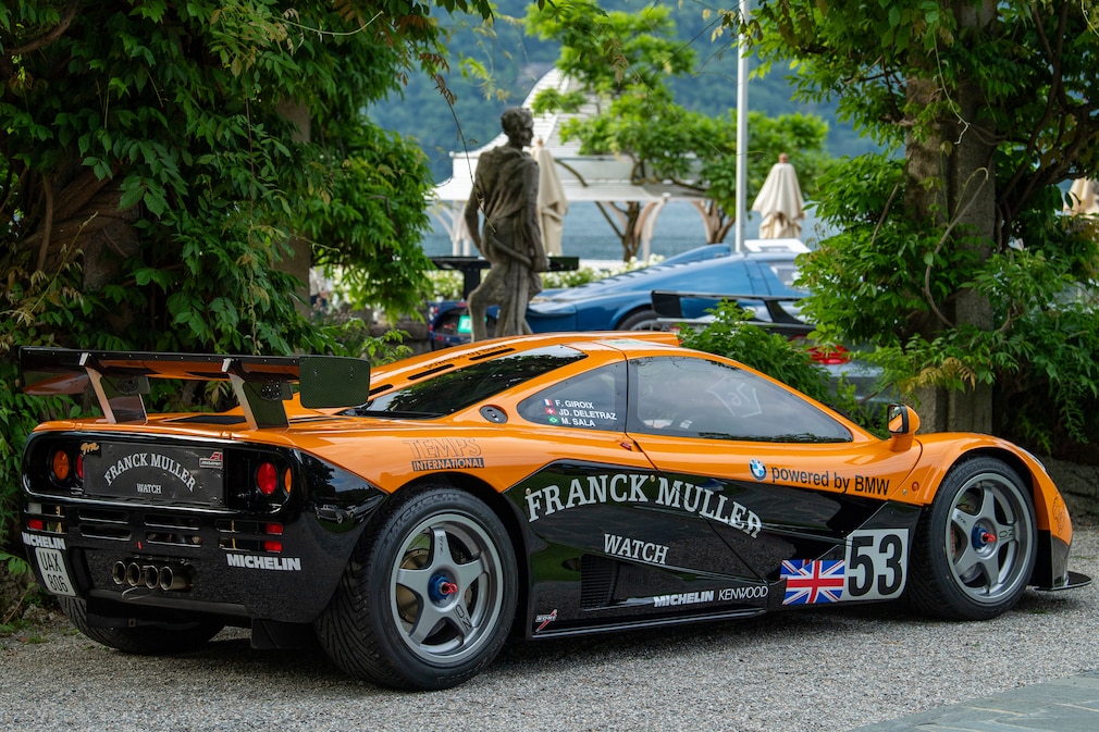 McLaren F1 von schräg hinten