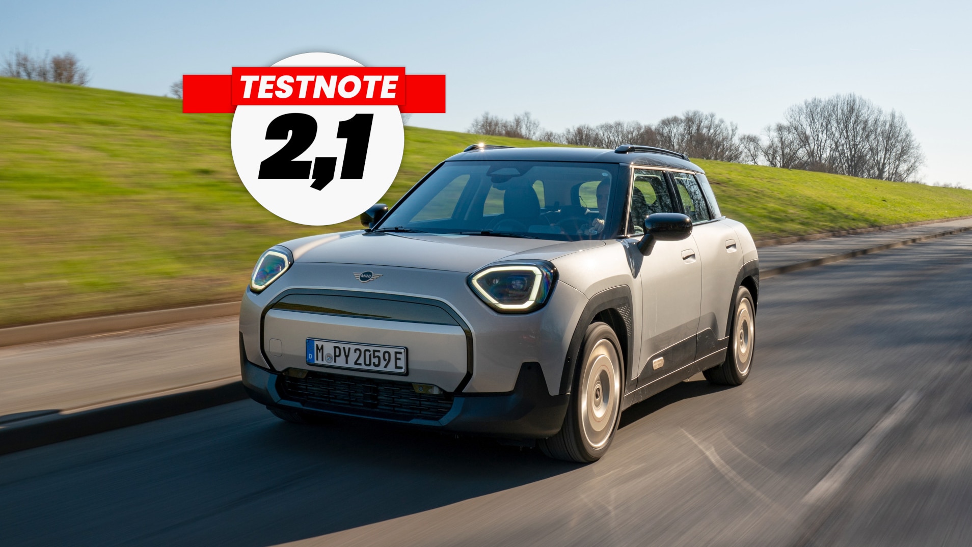 Ab-durch-die-Mitte-Mini-Aceman-f-hrt-zwischen-Cooper-und-Countryman