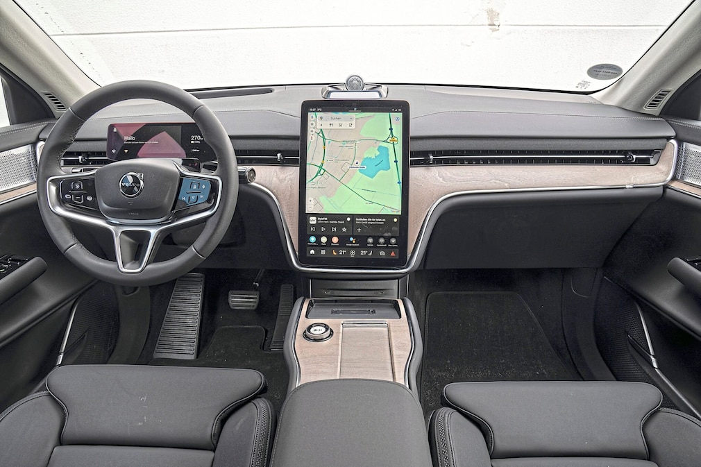 Volvo EX90