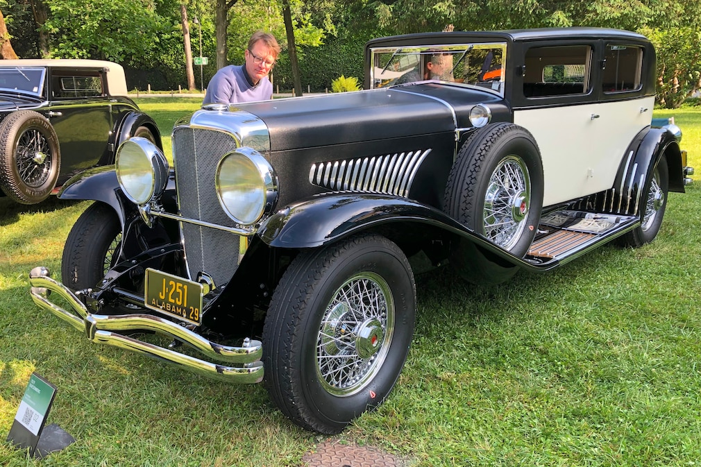 Duesenberg J Sports Sedan von schräg vorn