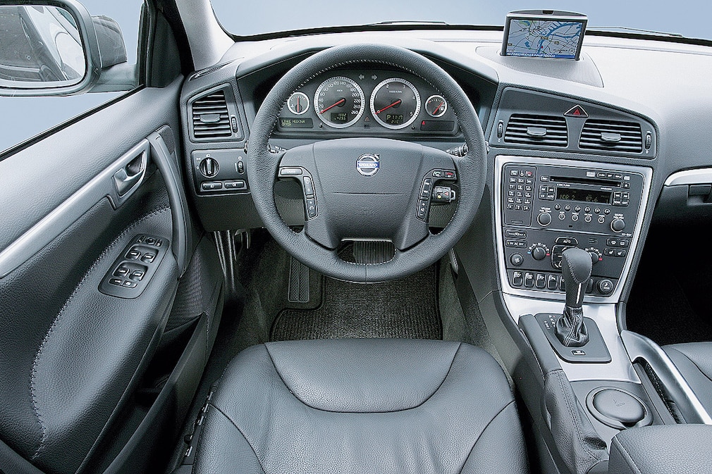 Volvo XC 70 II (2000-2007)