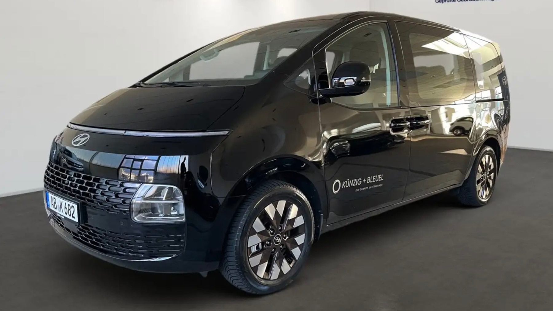 Gebrauchter-Van-von-Hyundai-mit-15-000-Euro-Preisvorteil