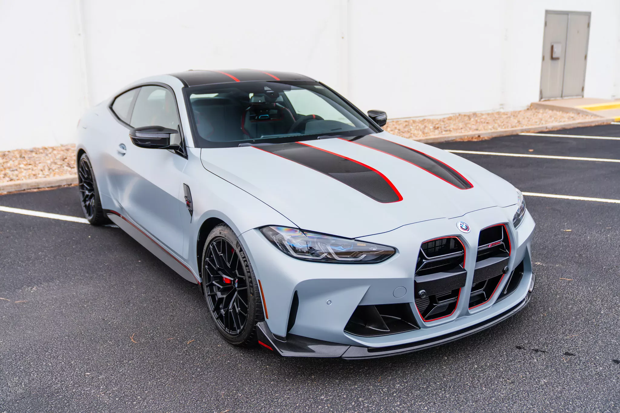 BMW M4 CSL (2023)