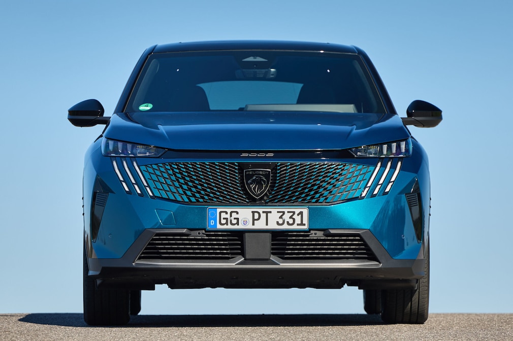 Peugeot 3008 Hybrid 145