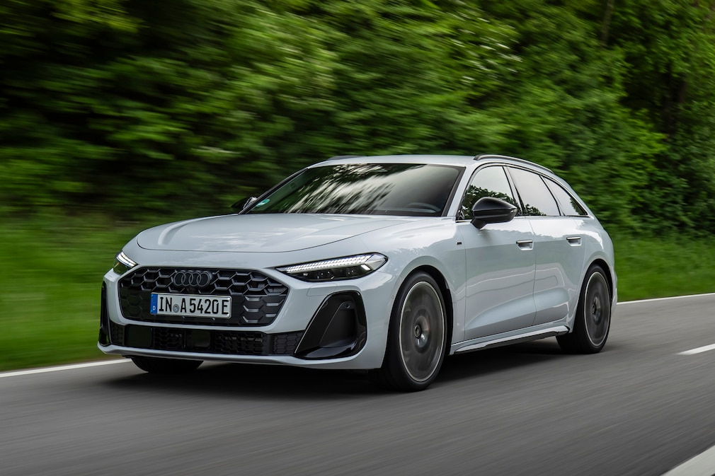 Audi A5 Avant e-hybrid quattro