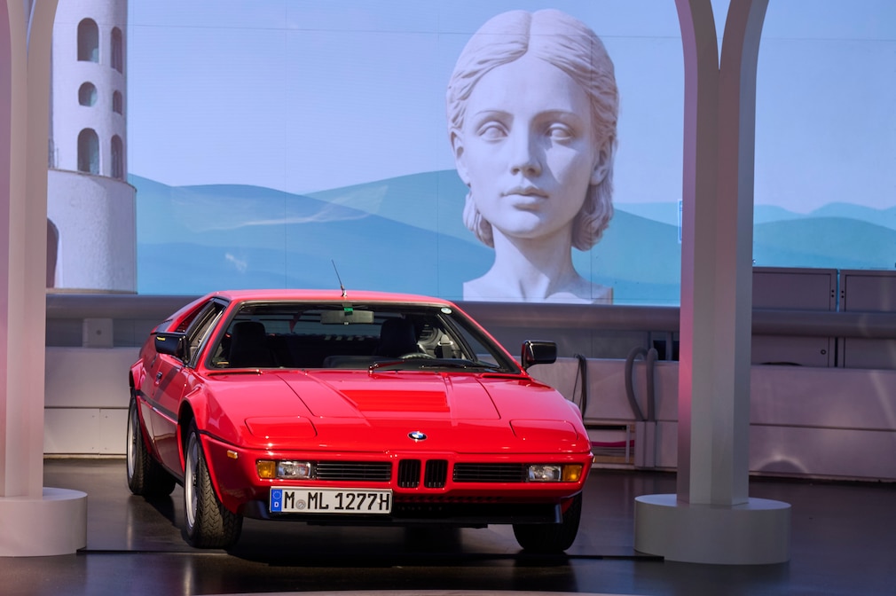 BMW M1 in einer Ausstellung im BMW-Museum München