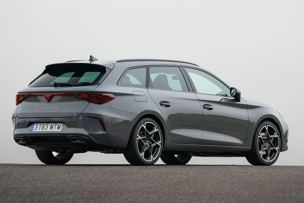 Cupra Leon Sportstourer 1.5 eTSI DSG