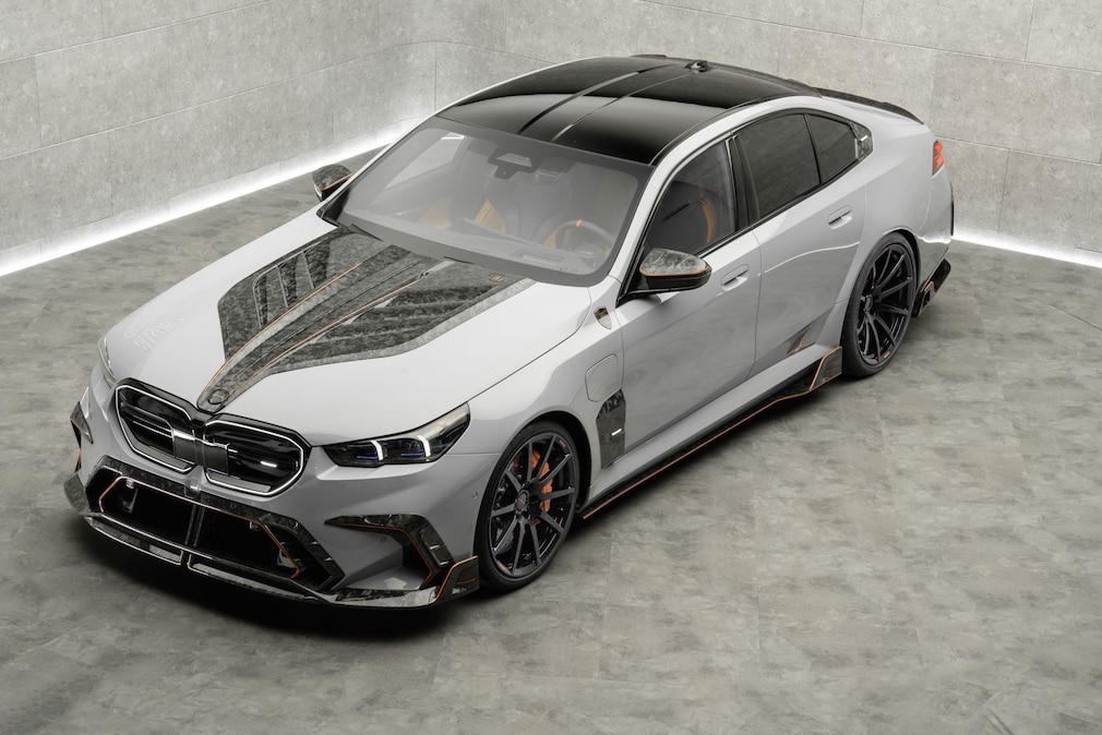 Mansory BMW M5 (2025) Front