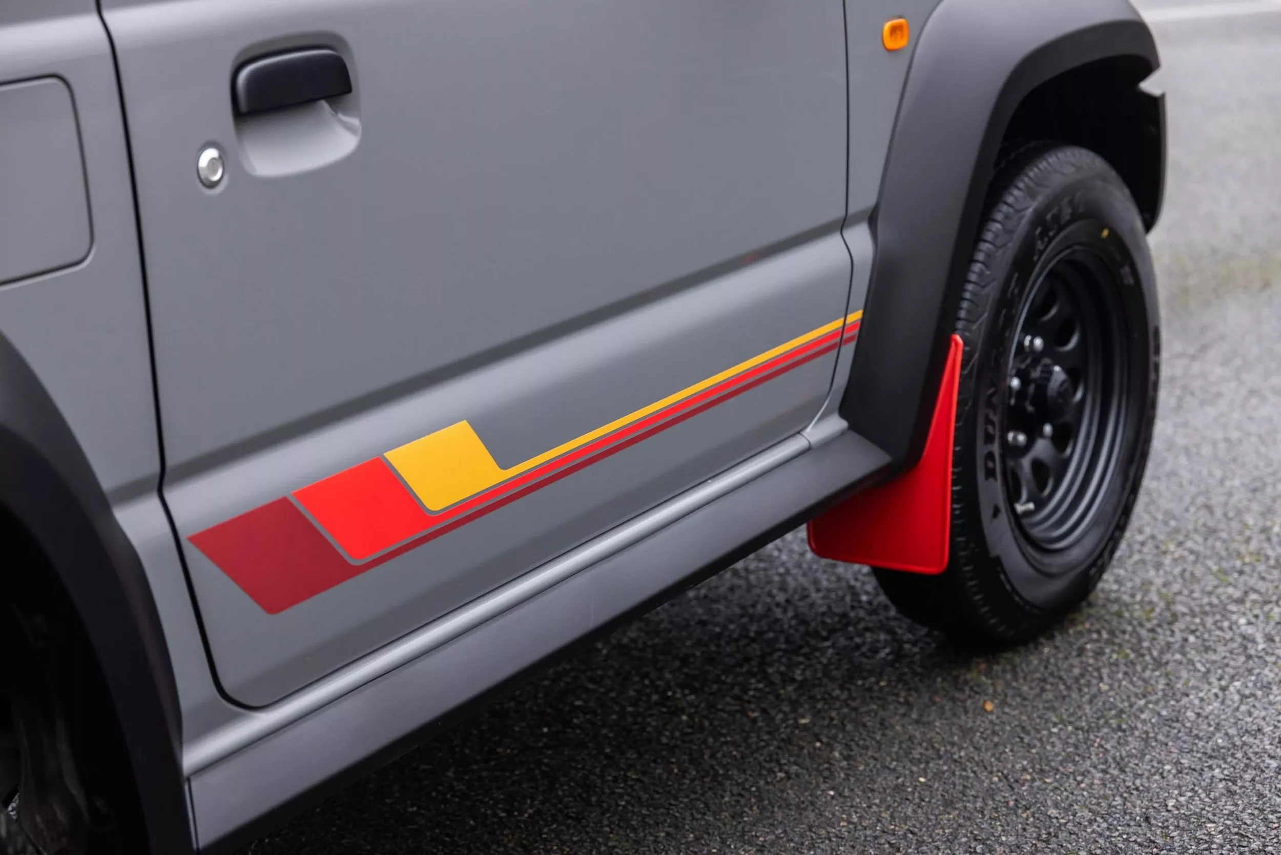 Suzuki Jimny 55. Anniversary Edition Limitée Seitenschweller