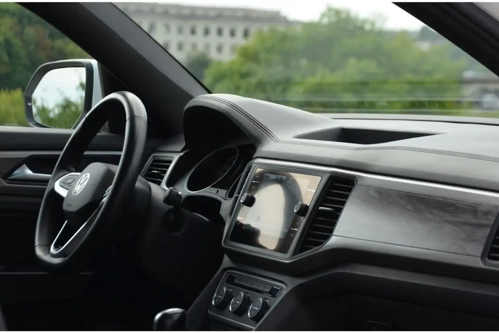 VW Atlas Cross Sport