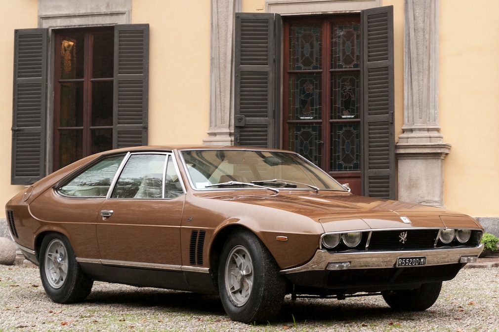 Iso Rivolta Lele stehend von schräg vorn