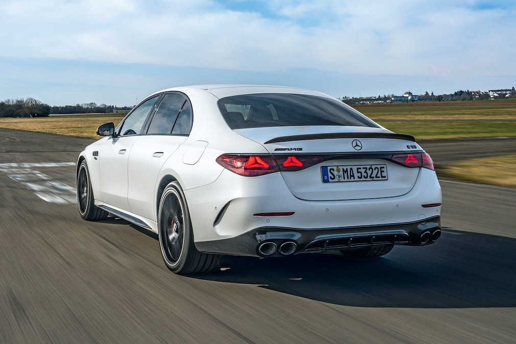 Mercedes-AMG E 53 Hybrid 4Matic+ im Test