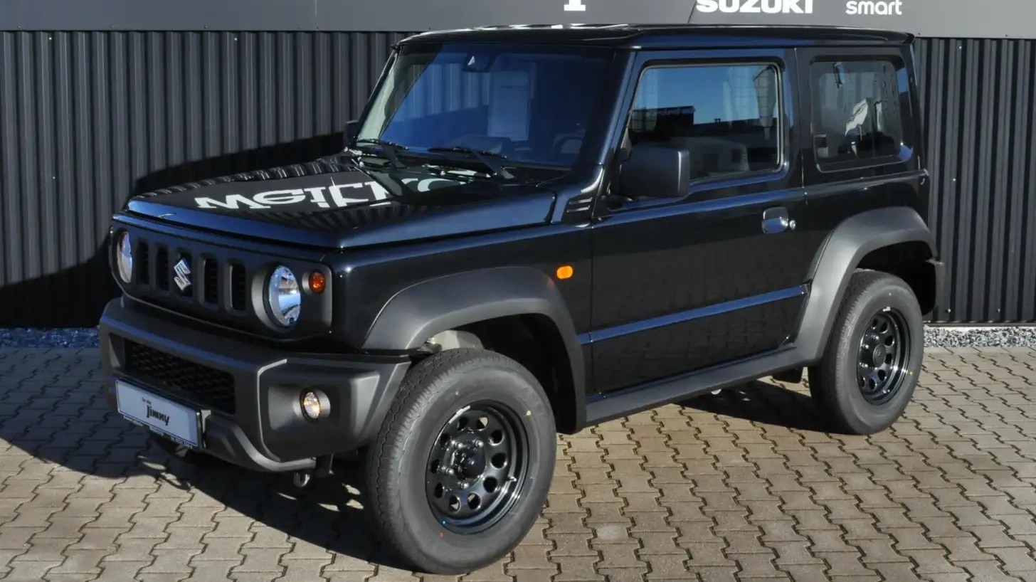 Kleiner-Offroad-Klassiker-in-neuwertigem-Zustand