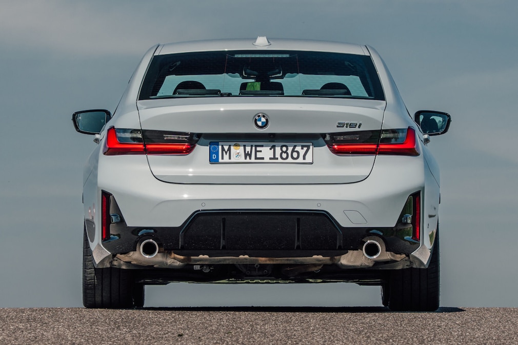 BMW 318i Limousine