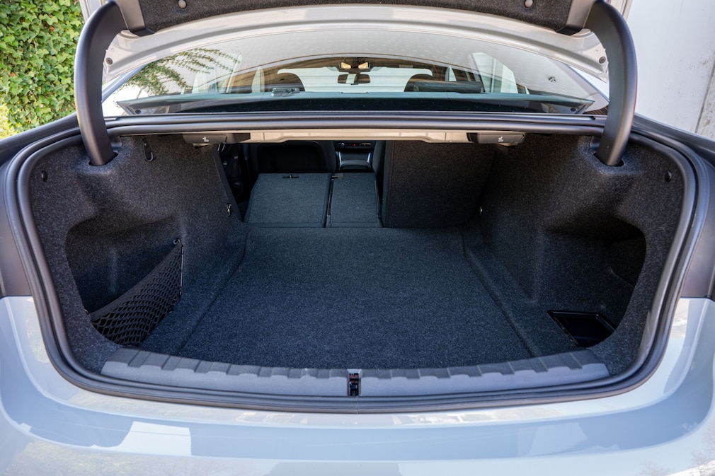BMW 318i Limousine