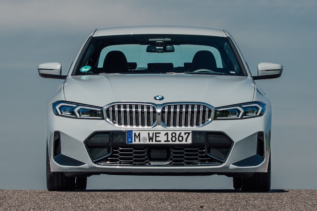 BMW 318i Limousine