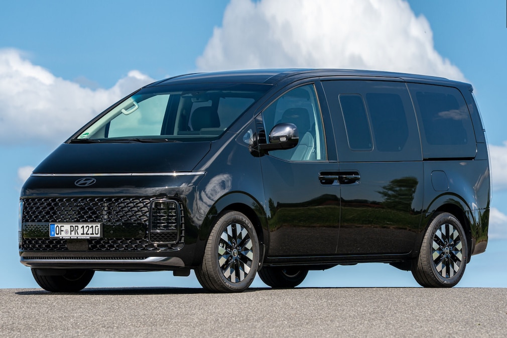 Hyundai Staria Hybrid