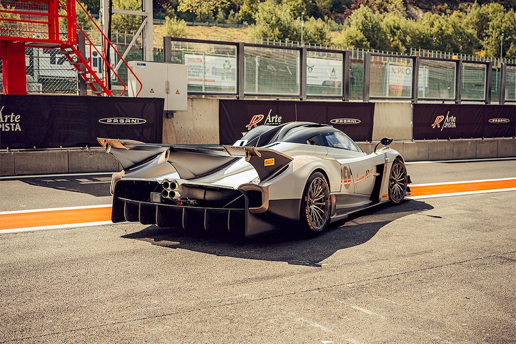 Pagani Huayra R Evo Roadster