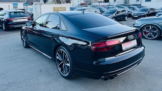 Audi S8 plus