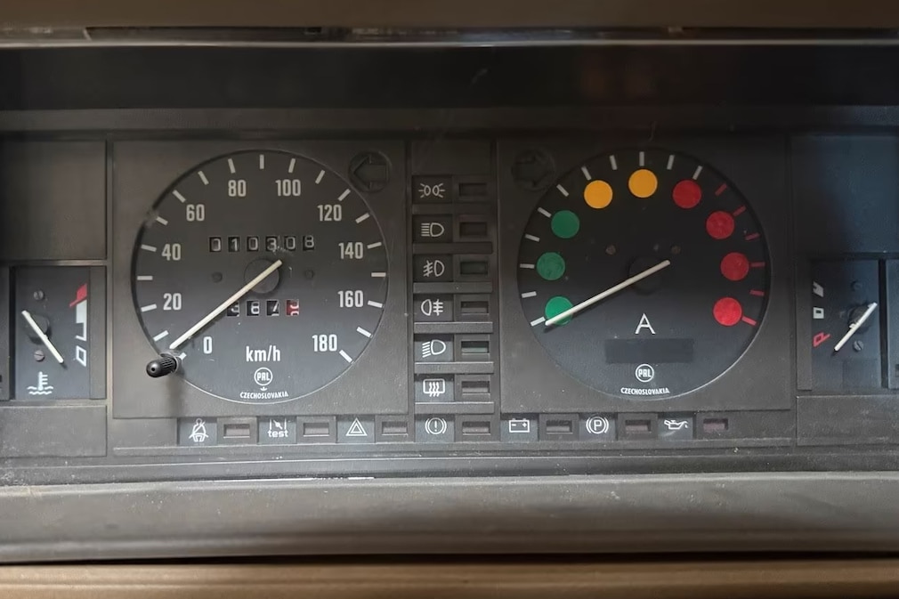 Instrumente des Skoda Eltra