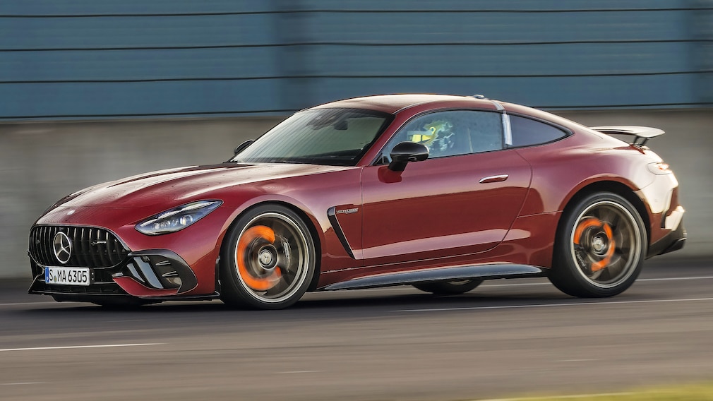 Mercedes-AMG GT 63 Pro 4Matic+