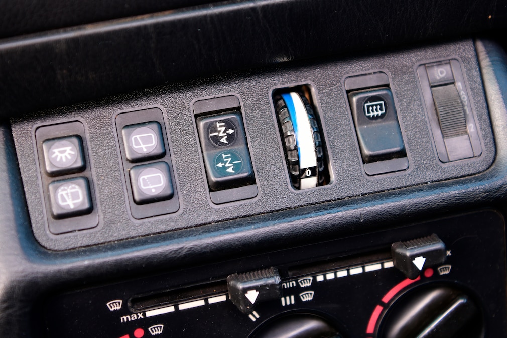 Bedienung der Klimaanlage im Mercedes W 123.