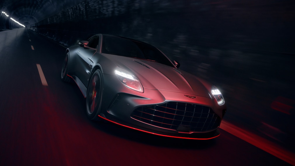 Aston Martin Vantage S