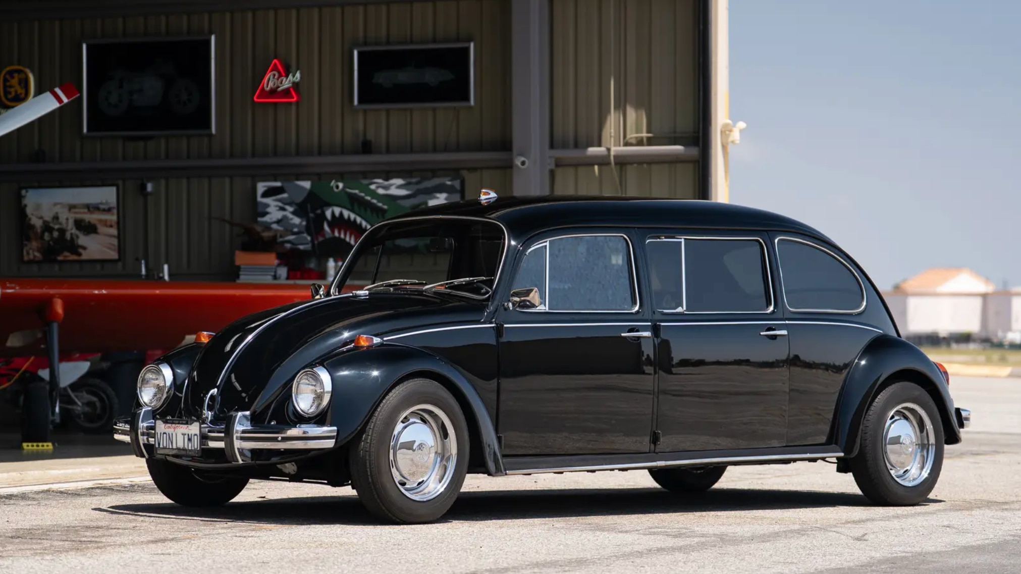 VW-K-fer-mit-Chauffeur-Charme