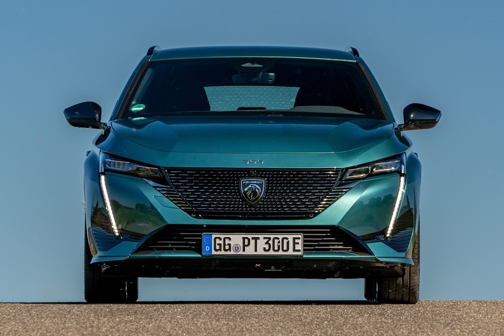 Peugeot E-308 SW 156