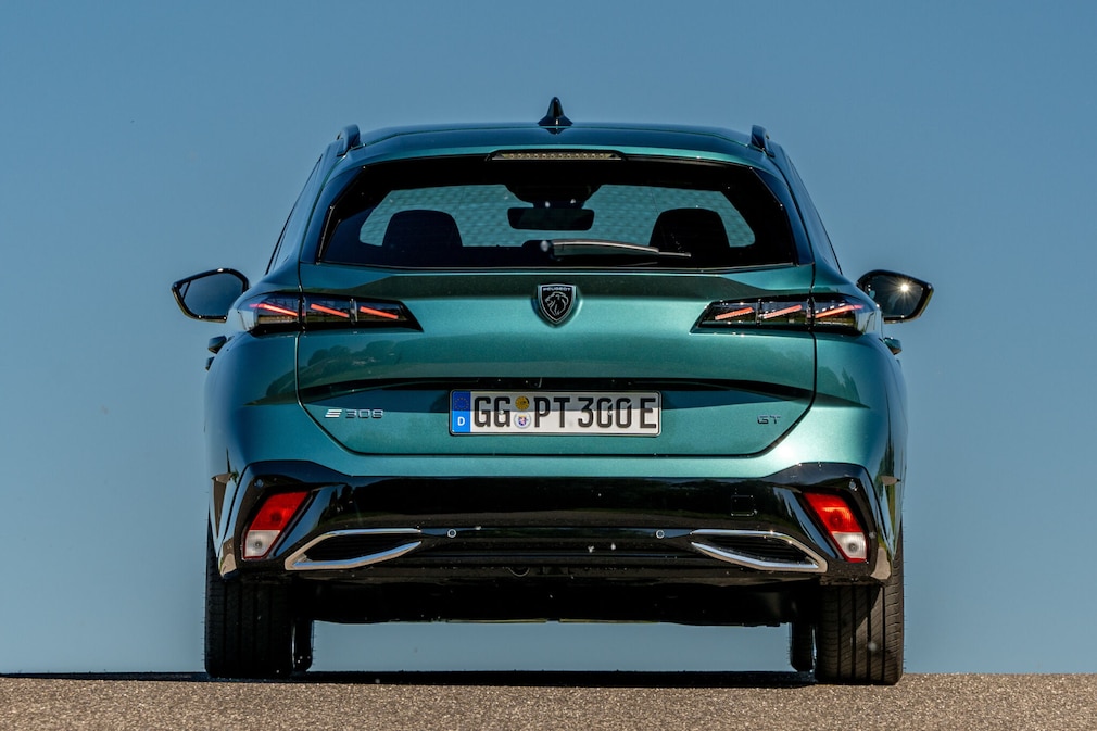 Peugeot E-308 SW 156