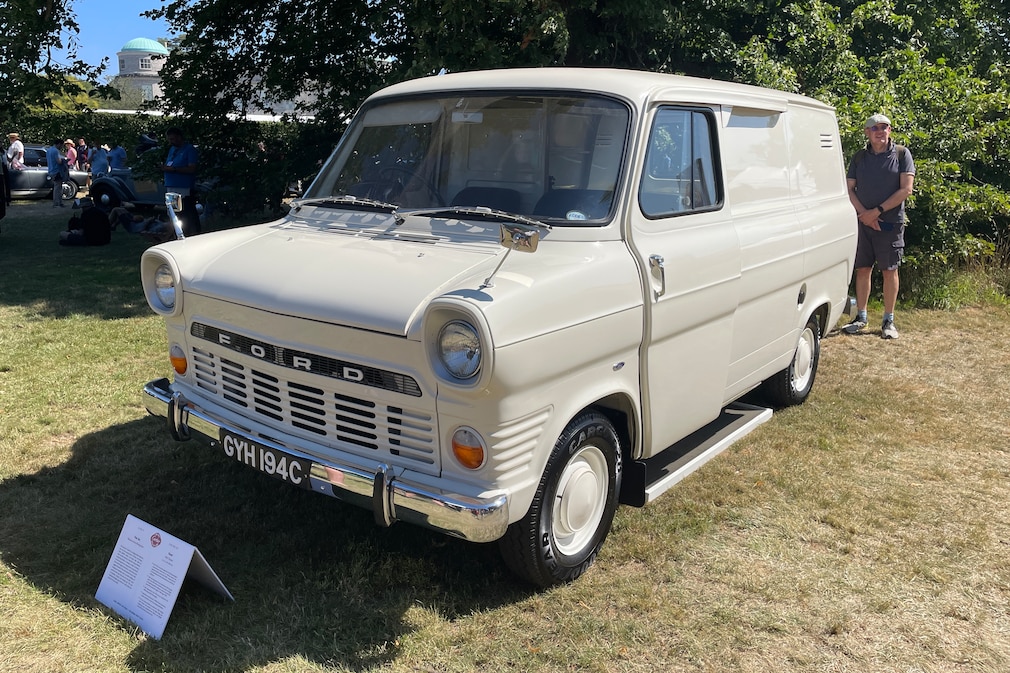 Ford Transit Prototyp von 1965 beim Goodwood Festival of Speed