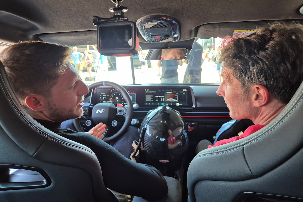 Hyundai 6 N vor dem Hill Climb in Goodwood 2025