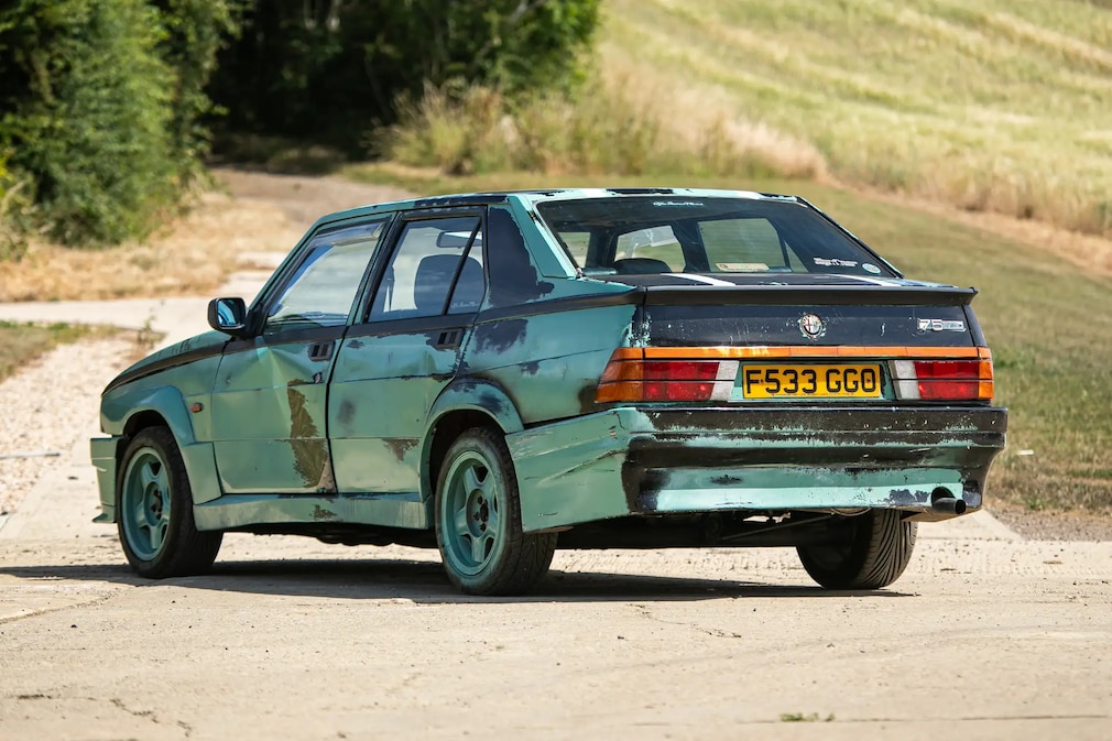 Alfa Romeo 75 V6 3.0 Veloce 1989 Heck