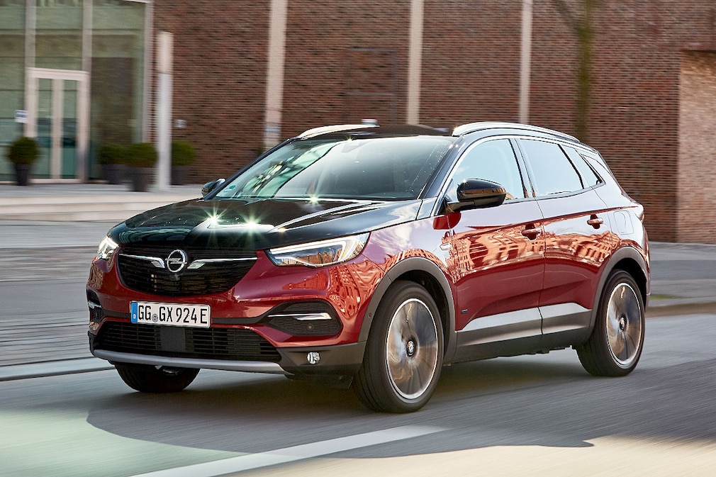 Opel Grandland X Hybrid4
