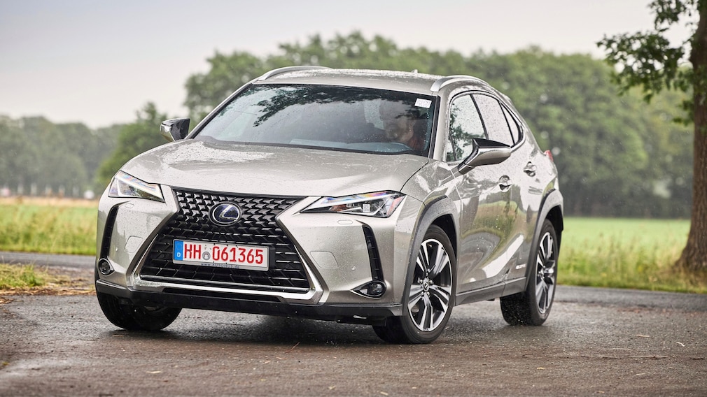 Lexus UX 250h