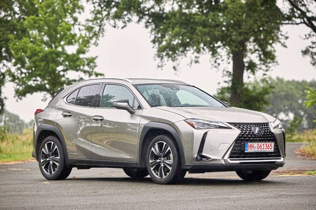 Lexus UX 250h