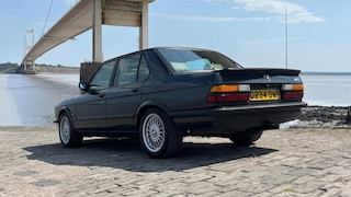 BMW M5 (E28)