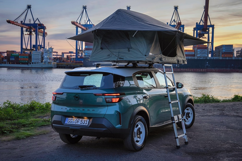 Opel Frontera mit Dachzelt