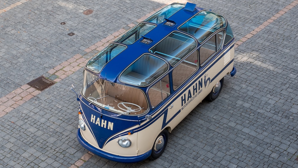 VW T1 Auwärter Carlux von schräg oben
