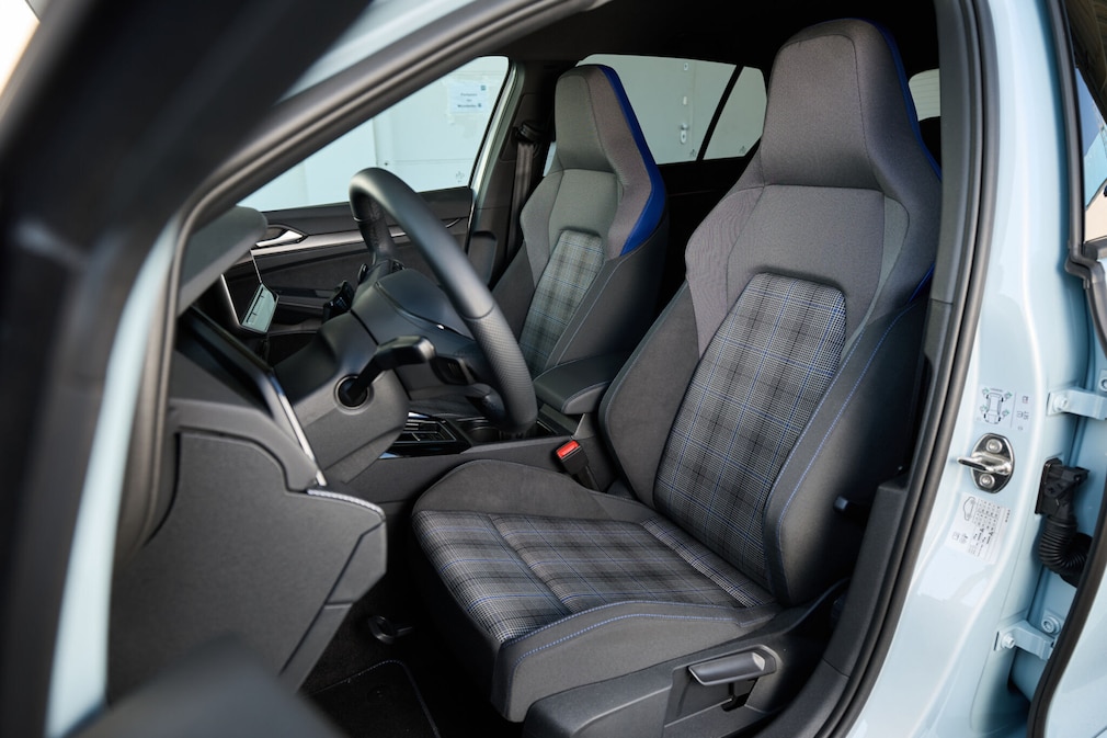 VW Golf GTE