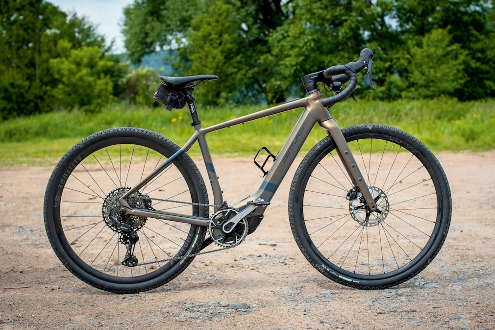 Centurion Crossfire R2000 D